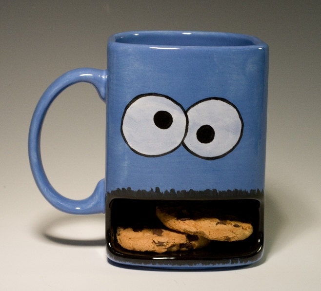 Cookie monster type dunk mug