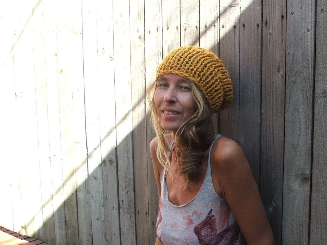Buttercup yellow chunky 100% pure new wool hat