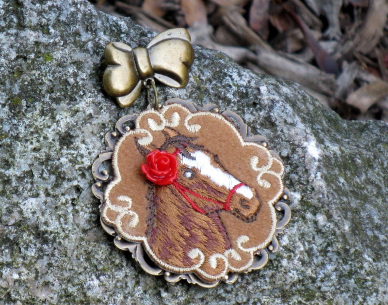 horse brooch horse brooch