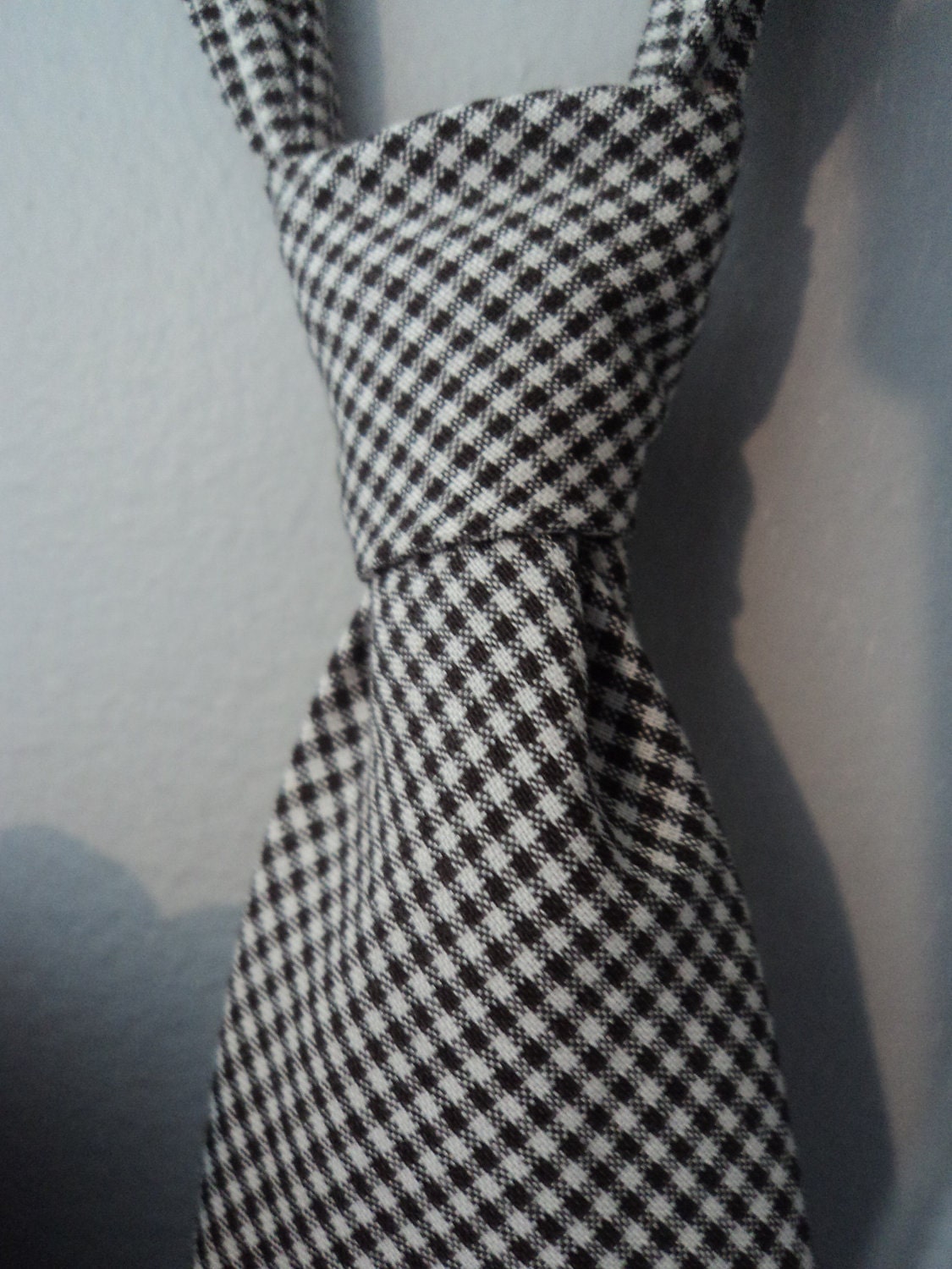 Brown and white gingham little boys tie. Ready to ship size 12-18 months. Available in sizes 6-12, 12-18, 2t-4t, 4-8 years.