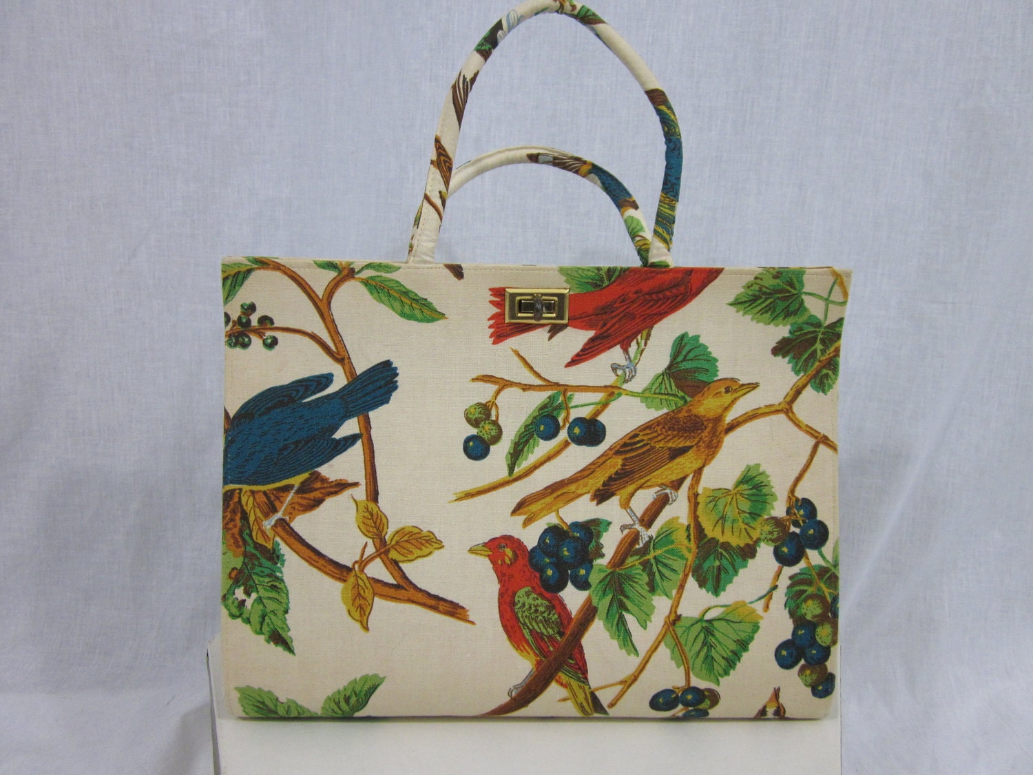 1960s Margaret Smith Bird Handbag Purse