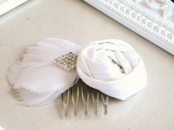 White Feather Hair Comb Vintage Style Wedding Occasion Accesory with Rhinestones Silk Rosette  Flower and Feathers