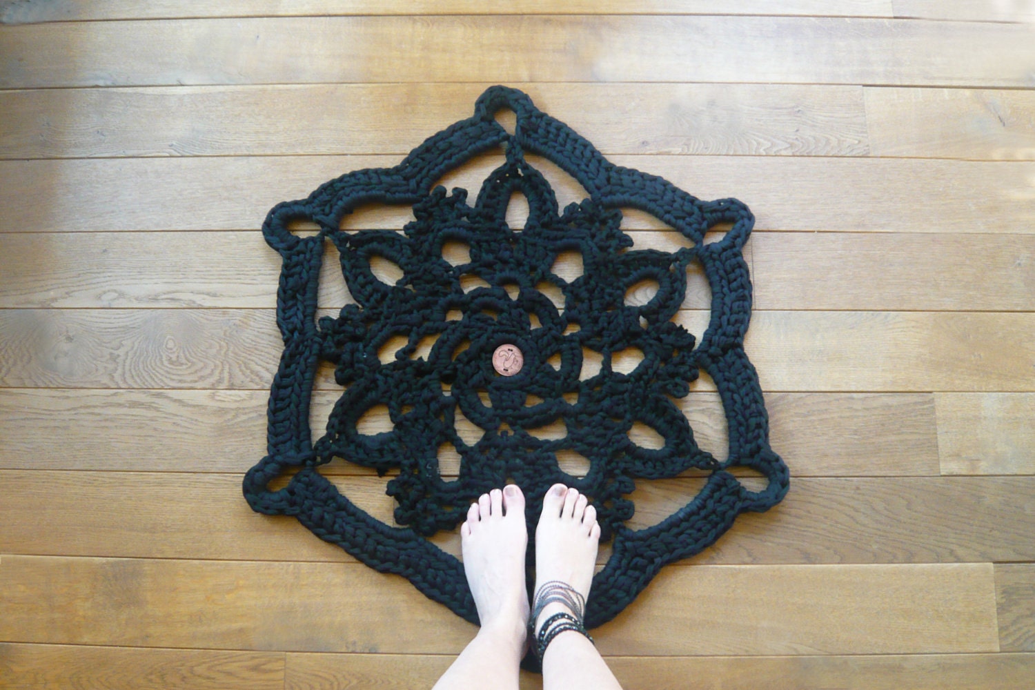 doily bath rug black, Reserved for store, Dubai