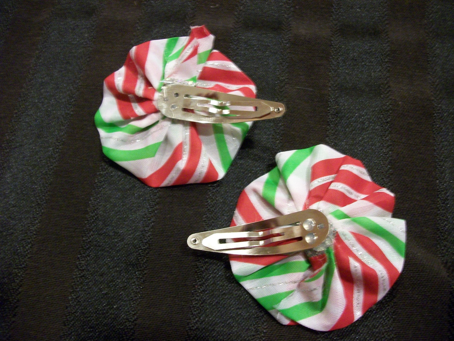 Candy Cane - Red, Green and White Snap clips