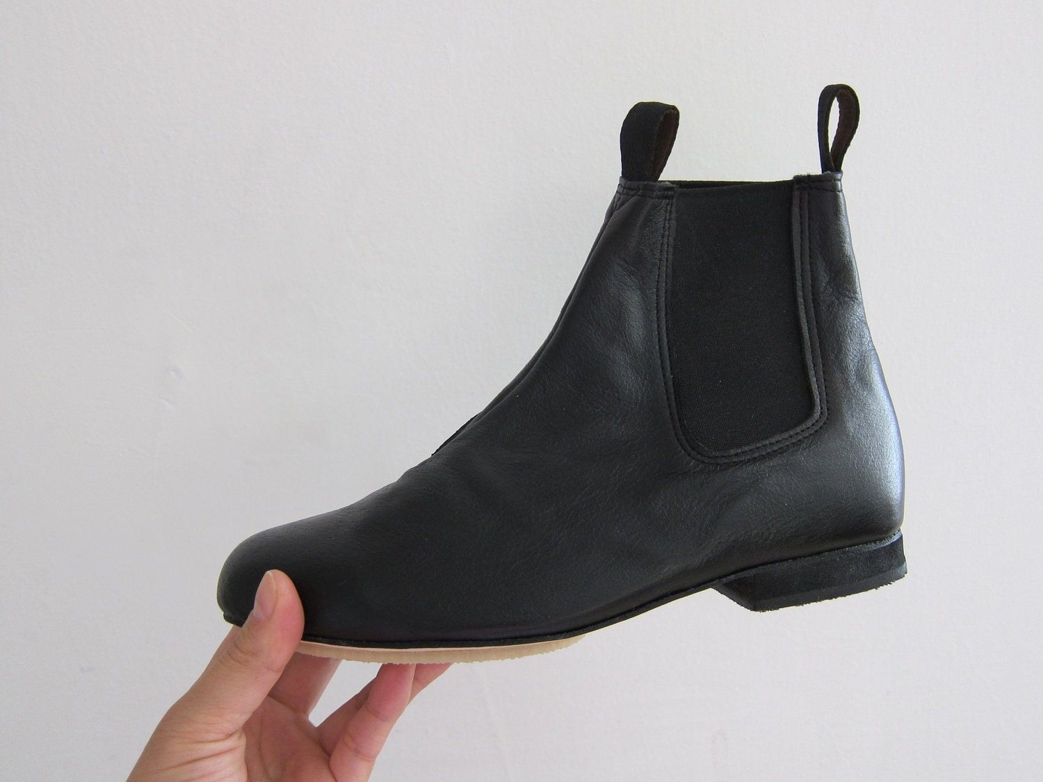 Chelsea ankle leather boots