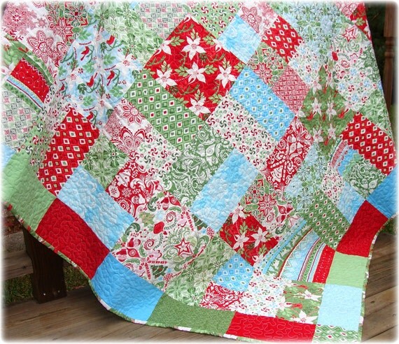 Quilt SALE  Christmas Lap Quilt Flurry Holiday FREE USA Shipping