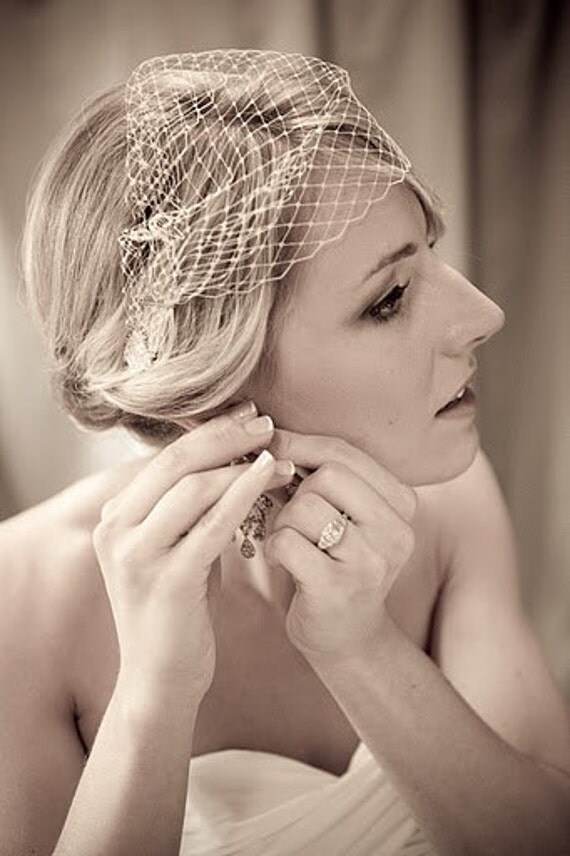 White Birdcage Veil vintage hollywood Art Deco bridal veil feather 
