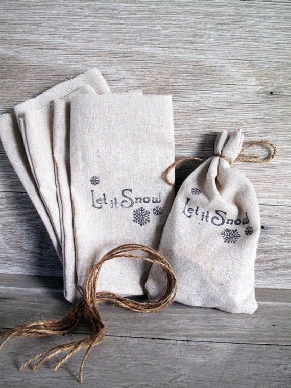 Let it Snow Christmas Gift/Party Favor Bags . Set of 6