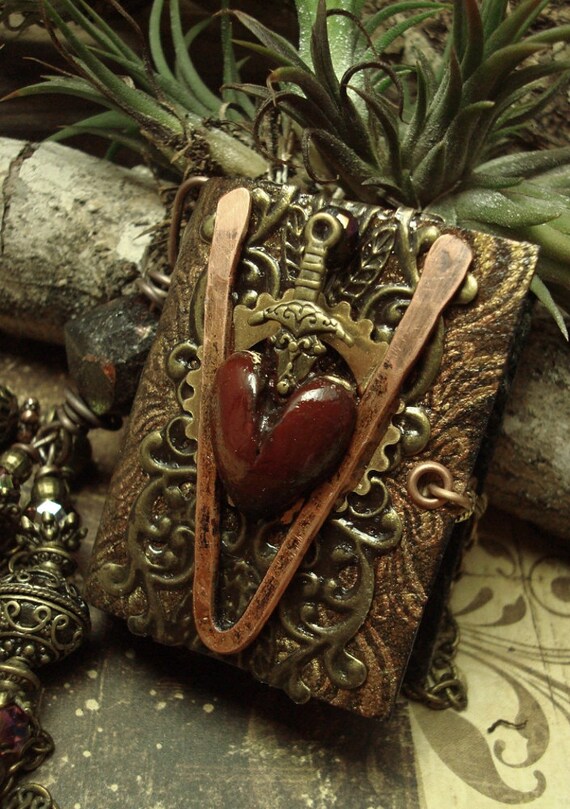 The Royal Coven - Twilight Inspired Necklace