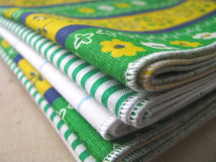 Set of 6 Mix and Match Green Every Day Eco-Friendly Cloth Napkins made from Vintage Fabric-18 inch