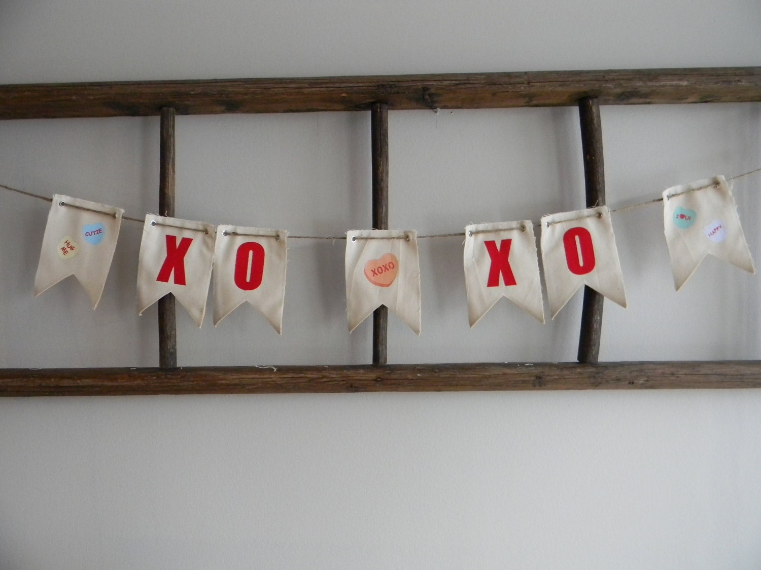 Believe / XOXO...reversible canvas pennant banner...Christmas / Valentine's Day...ready to ship - you will receive in 3-4 days