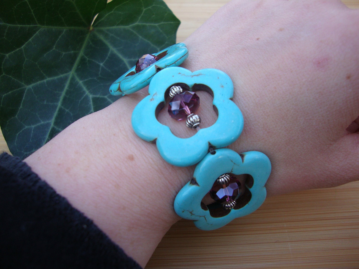 Howlite Flower Bracelet Preview 2