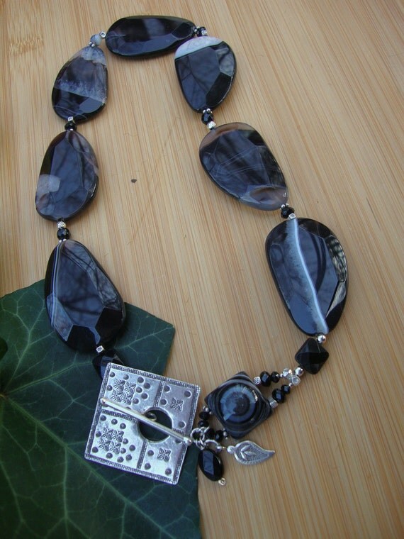 Chunky Sardonyx Necklace Preview 3