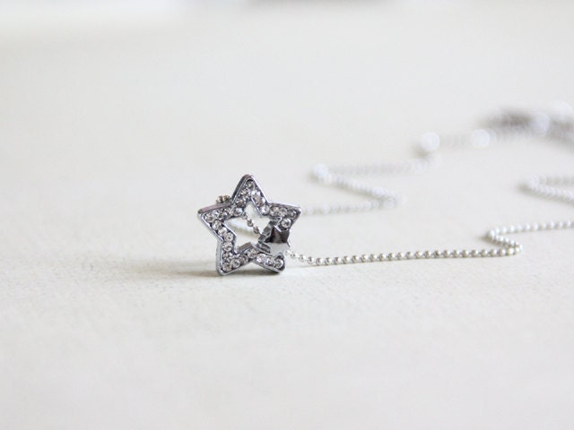 Wishing Star Necklace. Rhinestone. Little Star. Everyday Wear. Simple. Perfect Christmas Gift for Her