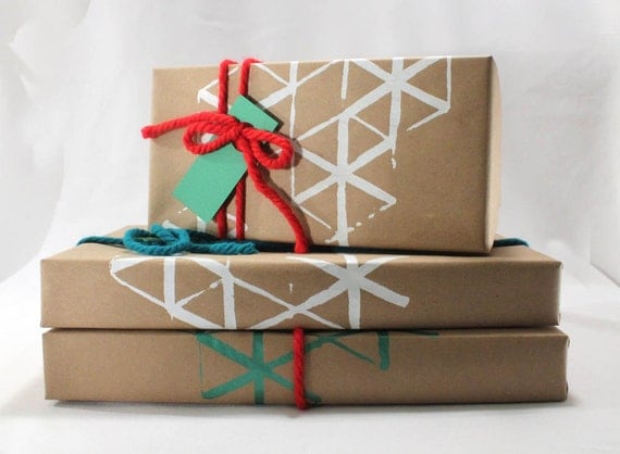 Holiday gift wrap geometric screen printed kraft paper (green and white with yarn and tags)