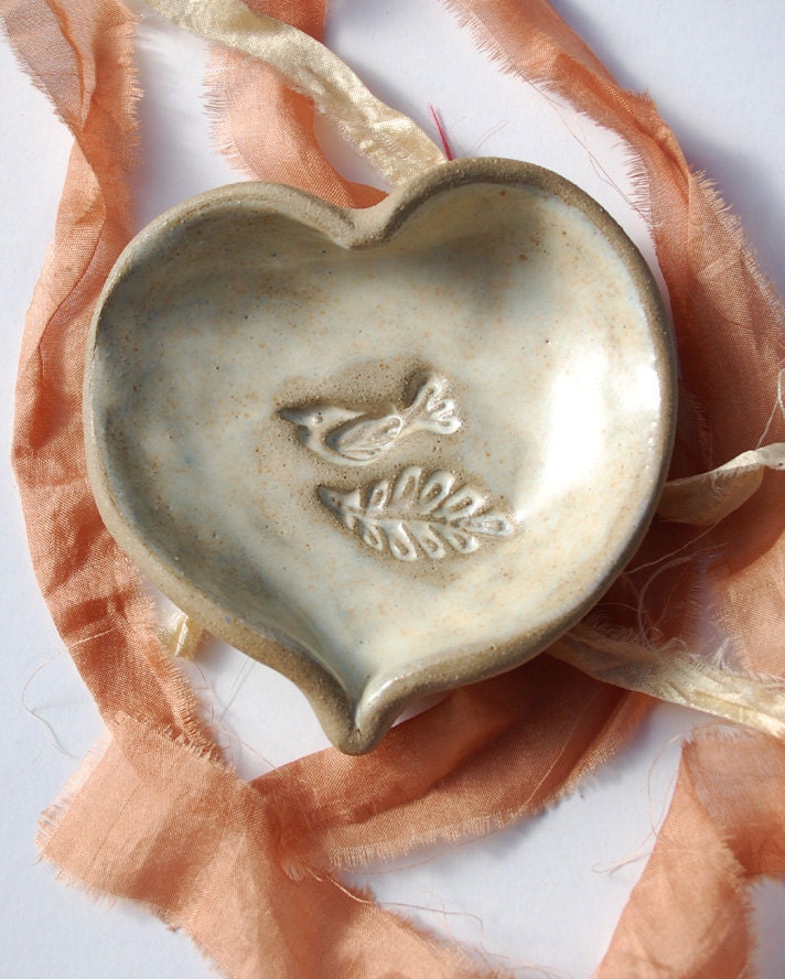 One Little Leaf, One Little Bird / Cream and Tan Open Heart Ceramic Dish