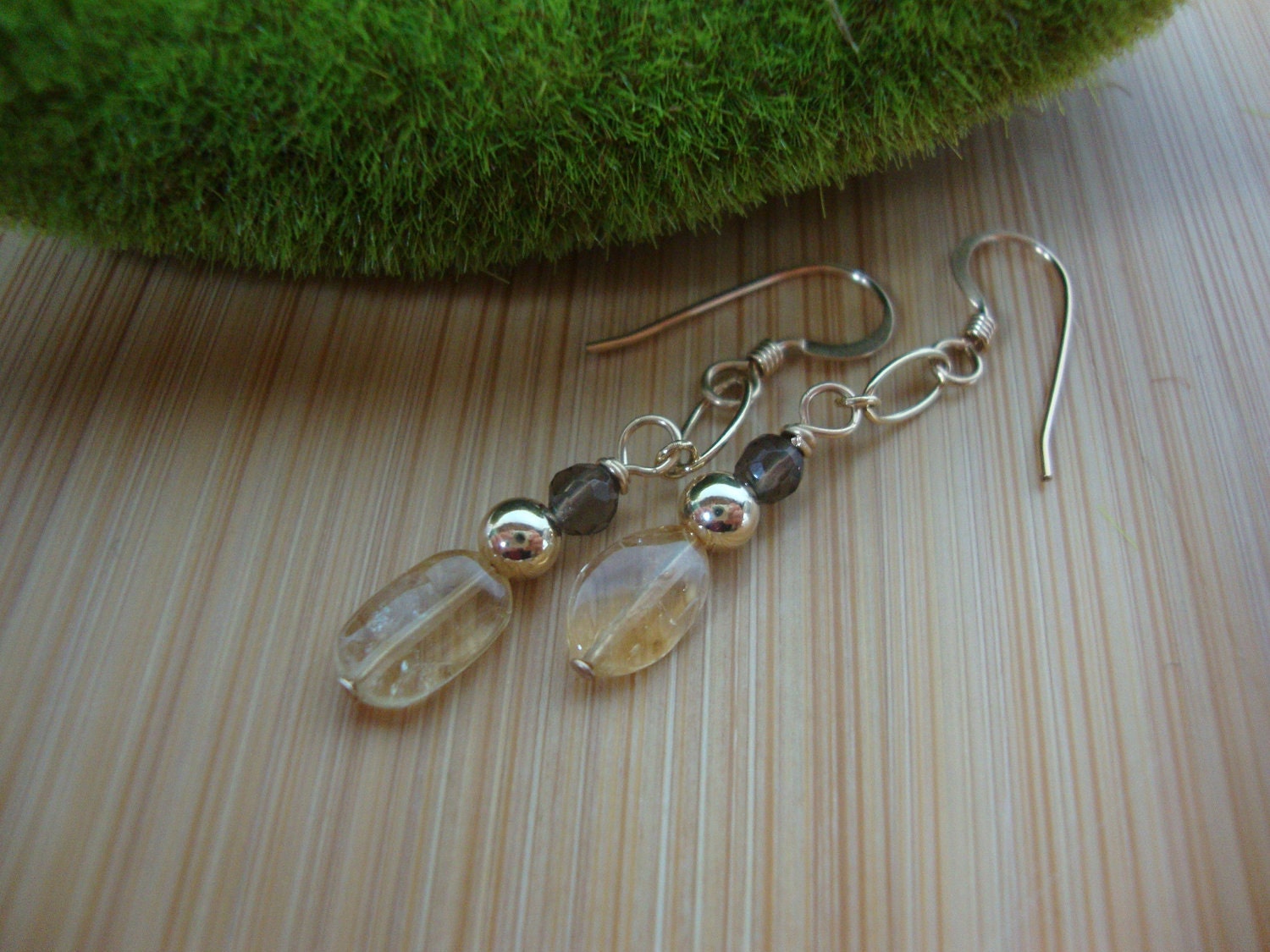 Dainty Citrine Earrings Preview 1