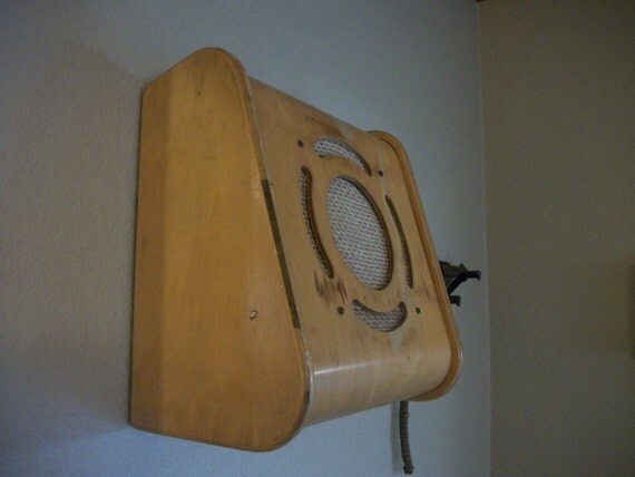 Vintage School Wooden Auto Loud Speaker