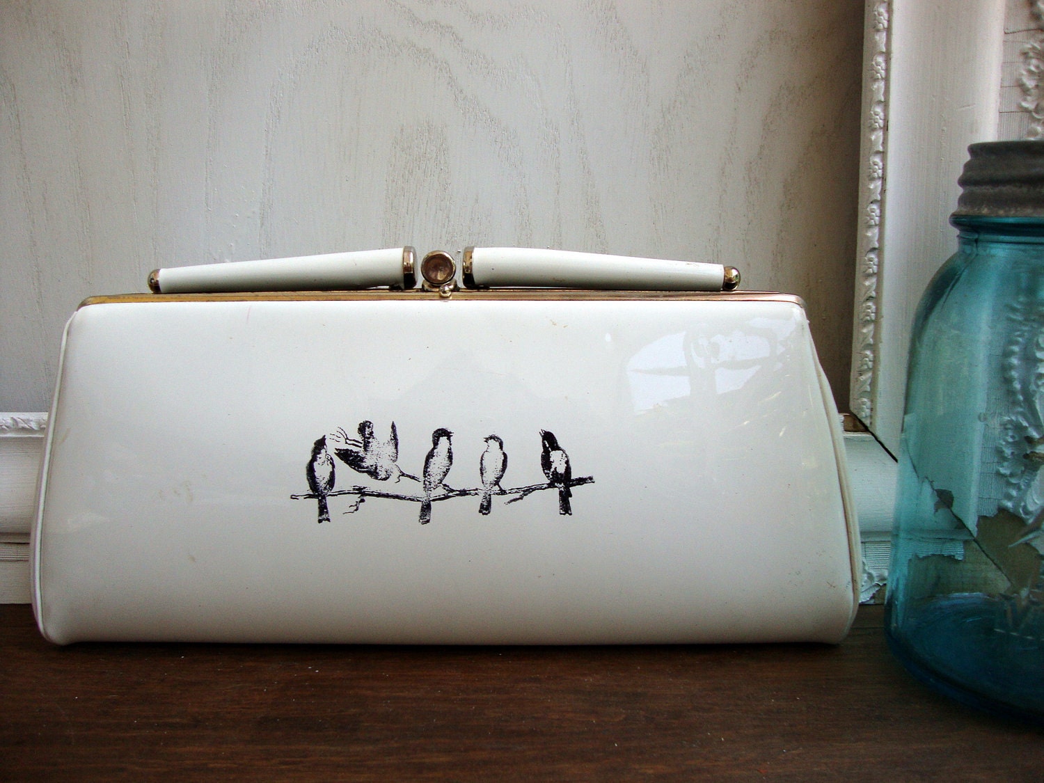 Vintage white patent leather clutch with row of hand printed birds - art deco