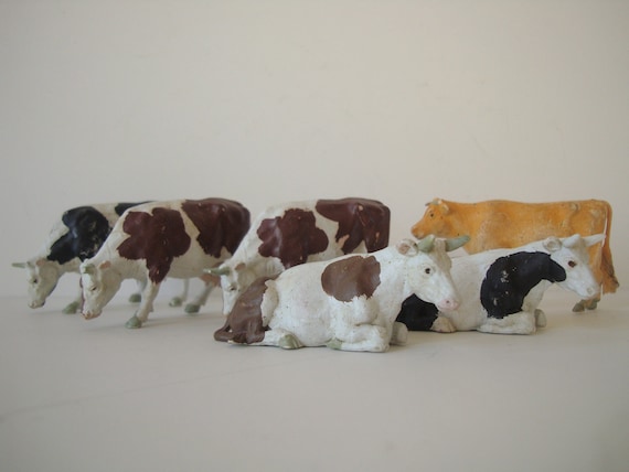 Vintage Cows  for Your Private Collection Nicely Detailed  Britains ltd. England 1960s Set of 6