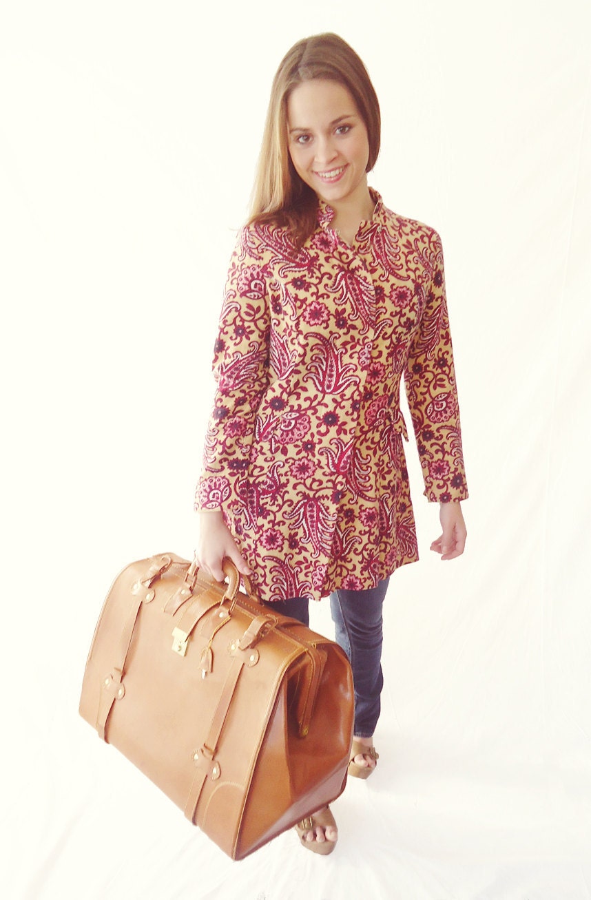 Red and Tan Paisley Vintage Nehru Collar Jacket