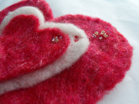 Love Heart jewelry Brooch felted pin Wool Red Pink & White ideal valentines day gift decoration for her under 10