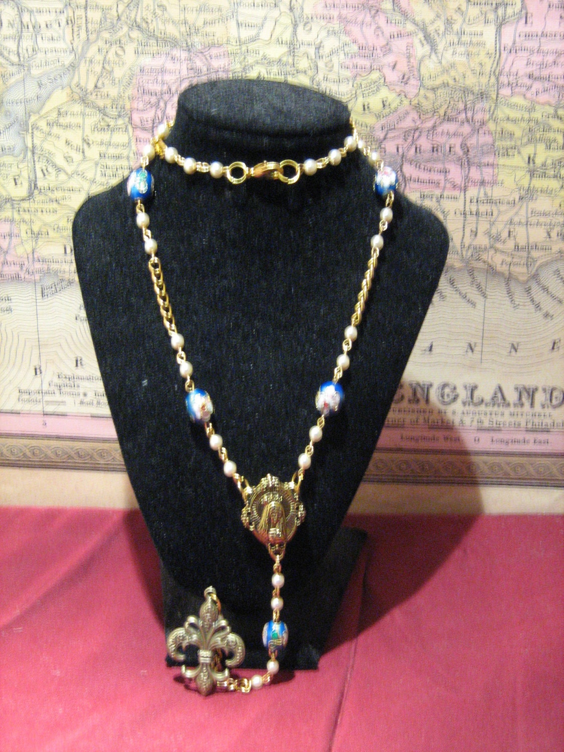 Cloisonne Fleur de Lys necklace