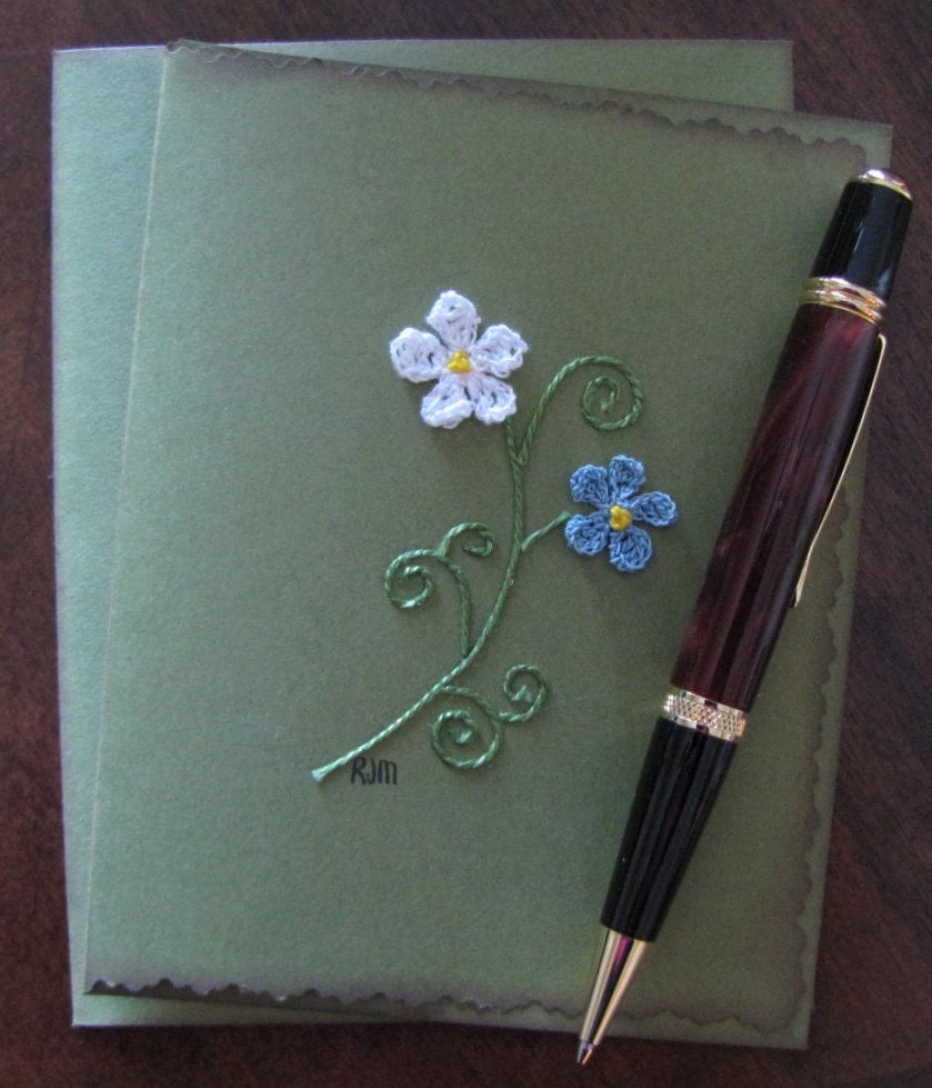 Blank Notecard with Crocheted Forget-Me-Not Flowers