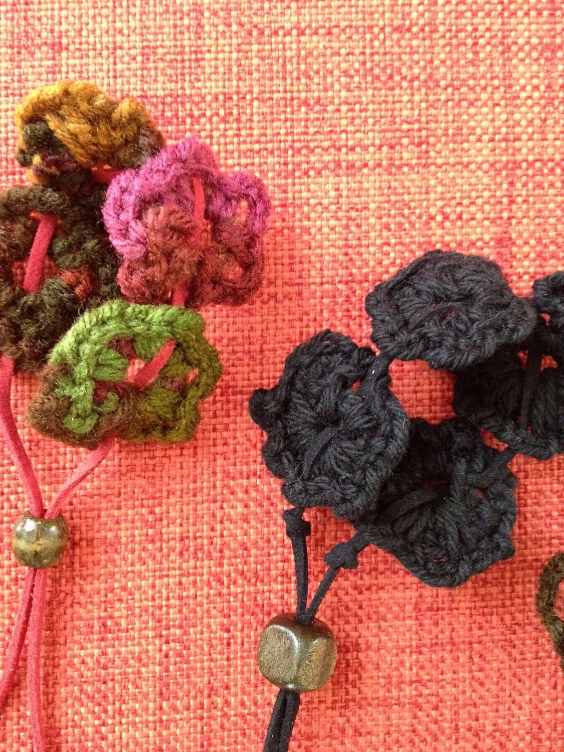 Bracelet - Wool Flowers, leather lace and wood bead.