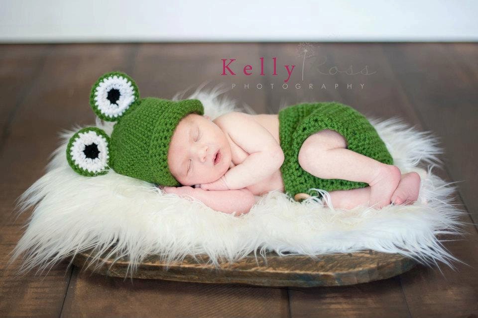 Crocheted Frog Hat and Diaper Cover Set Photo Prop