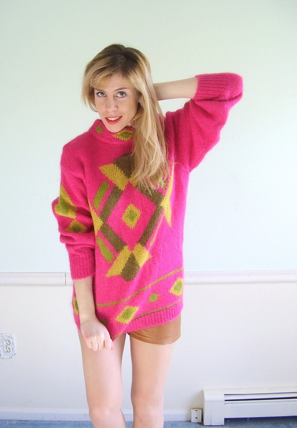 Neon GEO Vintage 80s Bright Pink TRIBAL Patterned Sweater Tunic S/M