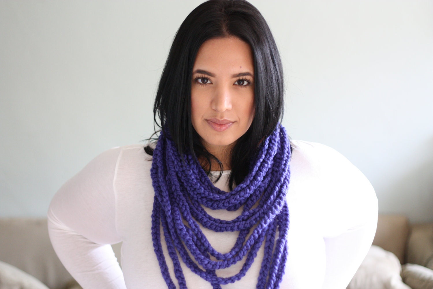 chain warmer necklace infinity loop "mister T" scarf crocheted - cobalt blue