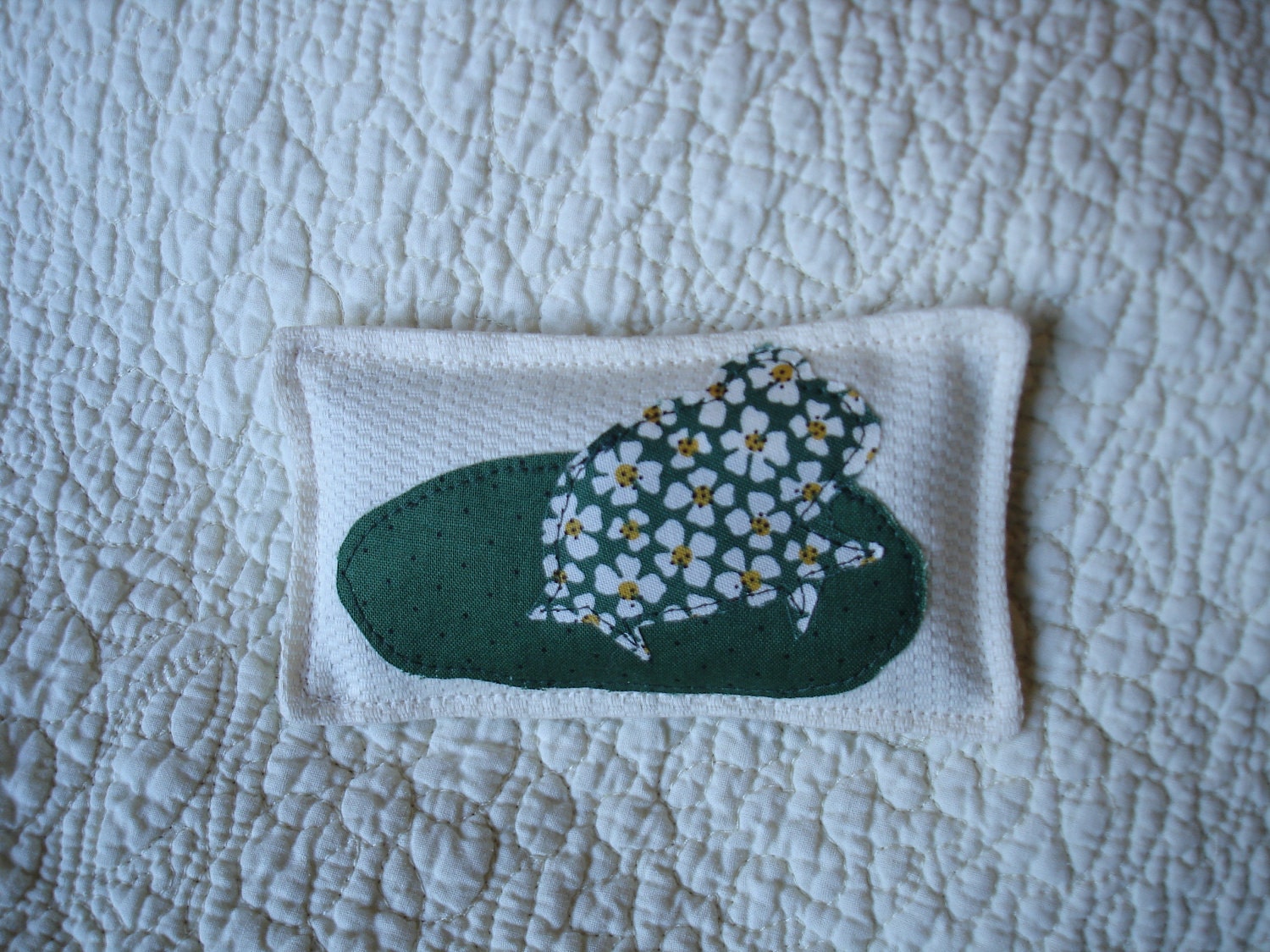 Frog applique sachet--Balsam-Ready to ship