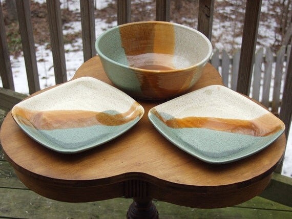 Large Serving Bowl and 2 Salad Dinner Plates, Pasta Serving-Set of 3