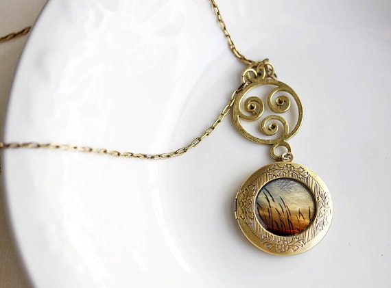Vintage Inspired Jewelry Photo Locket - Sunset Through Weeds - original photography - ready to ship