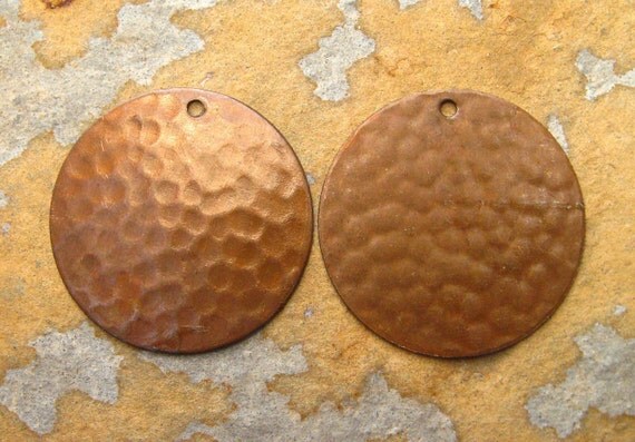 2 Hammered Round Circle Pendant Disks 22mm Trinity Vintage Patina -  Trinity Brass LOW SHIPPING