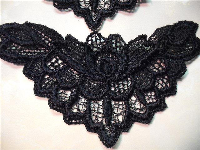 Dress It Up -  Vintage Black Appliques - Collar - 1 Set (9)