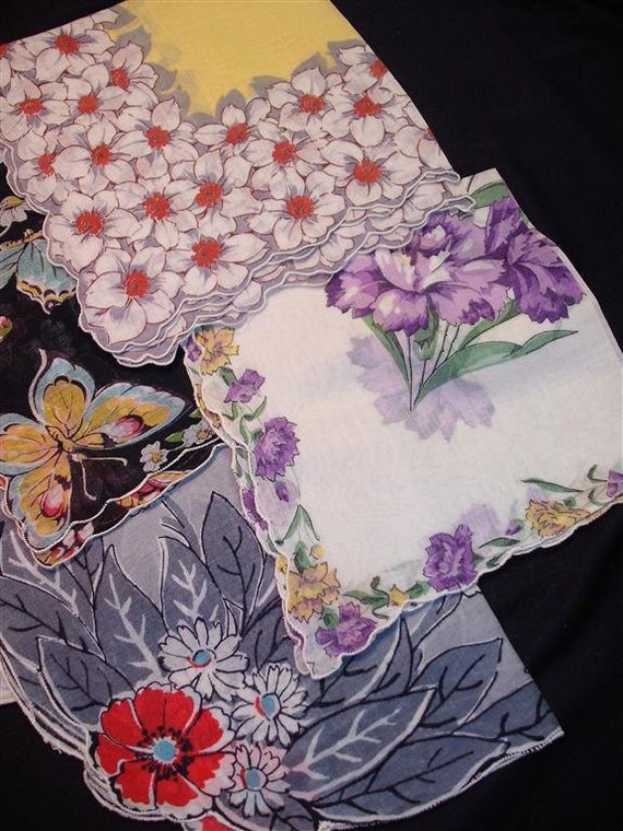 Handkerchiefs Hankies - Vintage Assortment of 6  - Scalloped Edge Floral - (C) - Hanky Panky