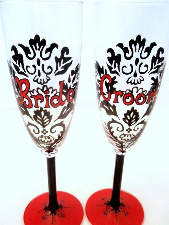 Bride and Groom Black and Red Damask Hand Painted Champagne Toasting Flutes
