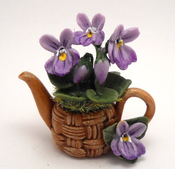 1/12TH scale -  Spring violets in basket teapot  by Lory