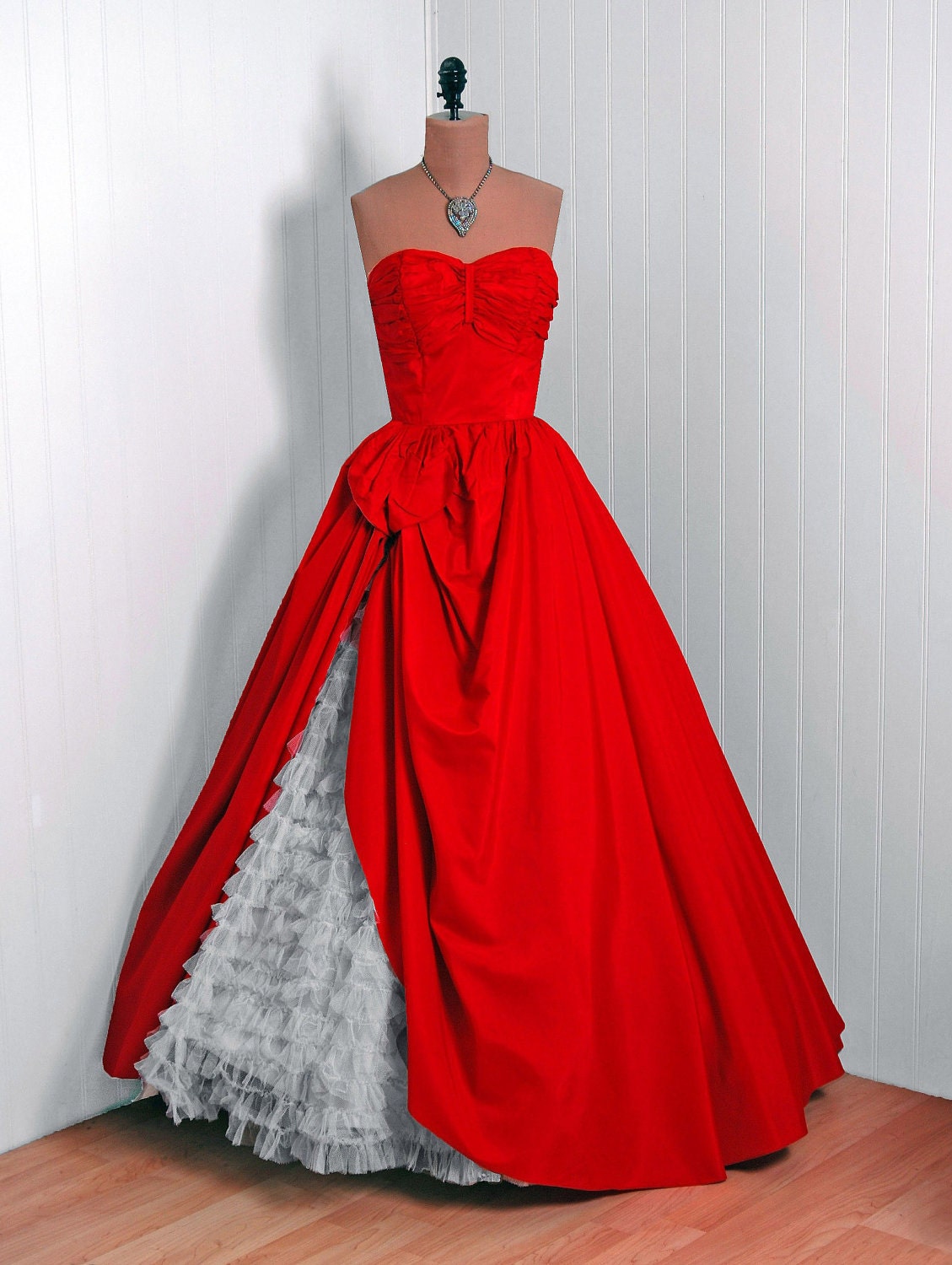 http://www.etsy.com/listing/93882677/1950s-vintage-ruby-red-taffeta-white?ref=af_you_favshop