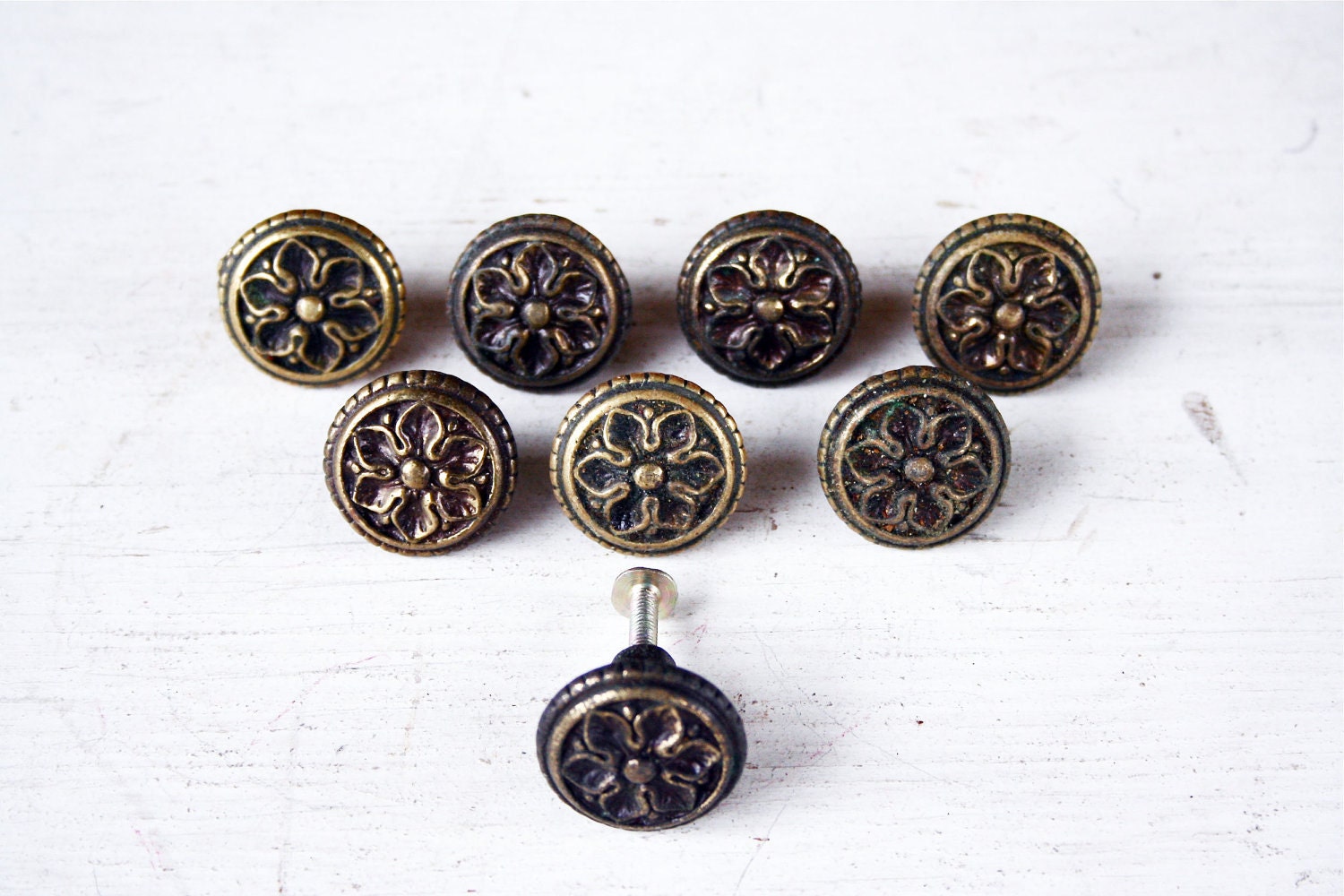 Set of 8 Antique Floral Knobs- LoveliesShop