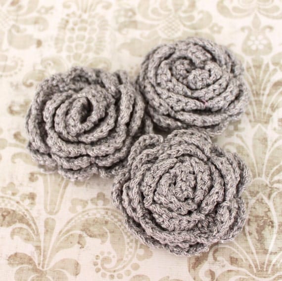 3 pcs Light Gray Crochet Flower Appliques with Silver Glitter Thread - 3D Ruffled Rose for Brooch
