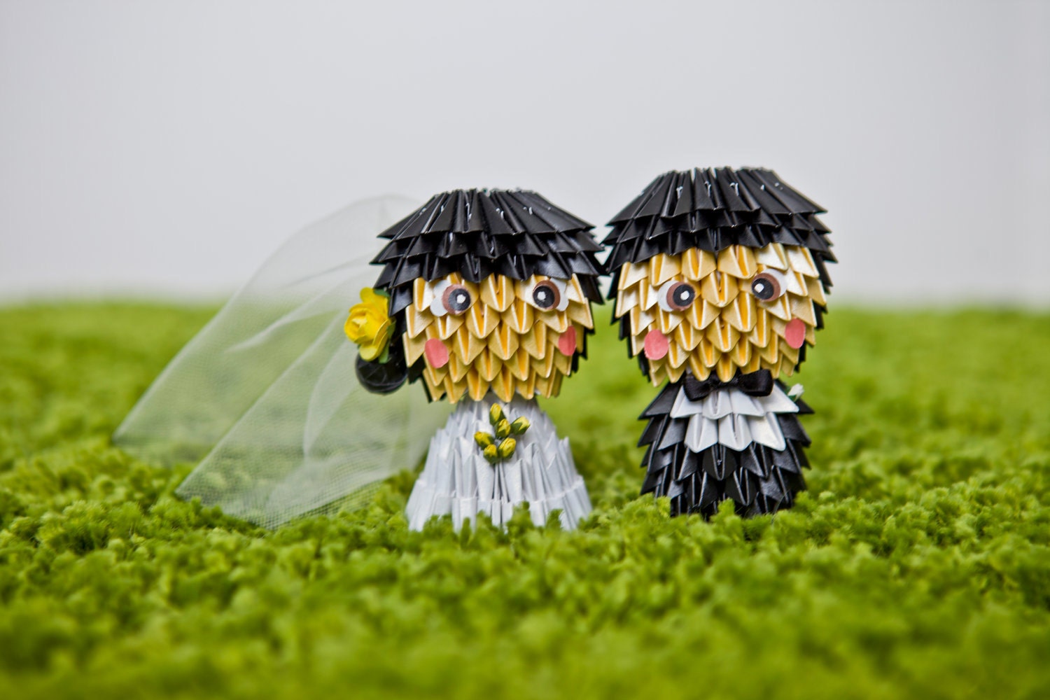 Personalized Oriental Bride and Groom 3D Origami Wedding Cake Topper