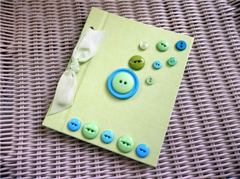 Button Photo Album - Granny Apple Green, Blue