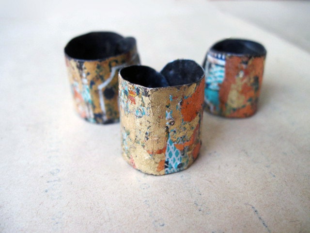 Pinchbeck. Recycled Tin Gold Bling Paper Decoupage Adjustable Ring Set.