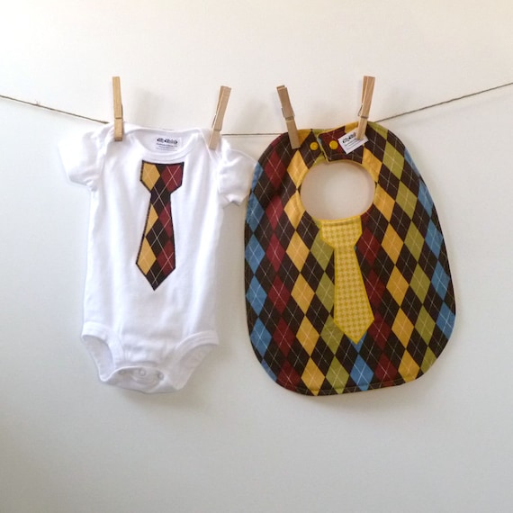 Argyle Tie Bib & Bodysuit Gift Set - Baby Shower Gift - NB, 3m, 6m, 9m