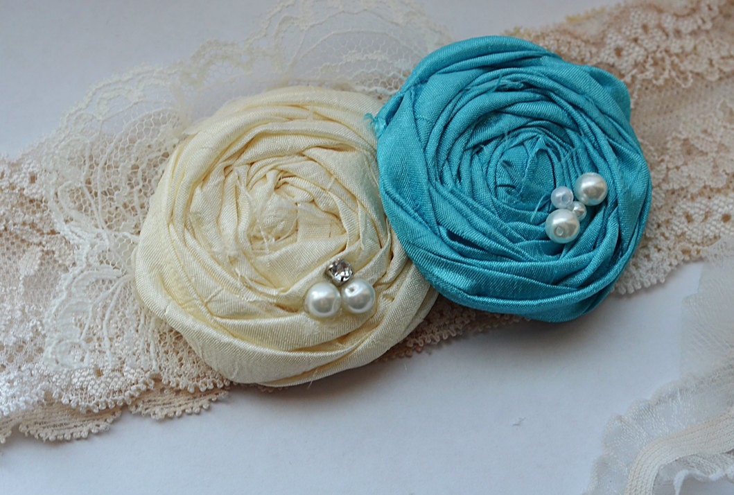 Vintage Wedding Garter in Tiffany Blue and Ivory Lace Ivory Lace Something