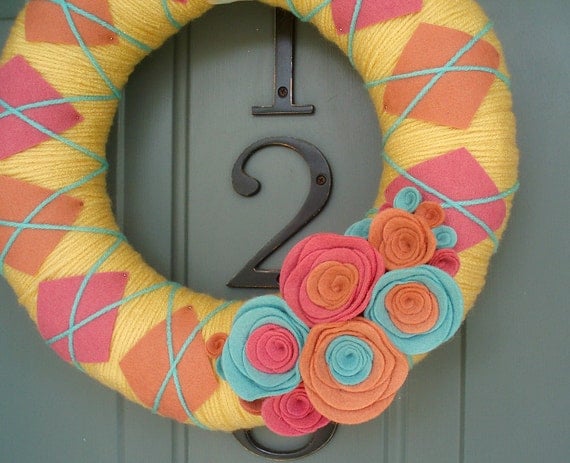 Yarn Wreath Felt Handmade Door Decoration - Spring Plaid 12in