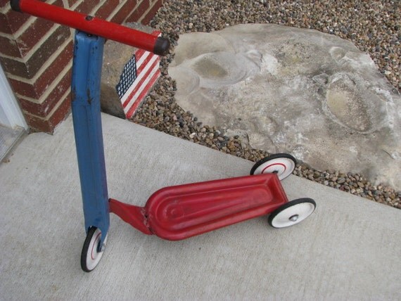 Vintage Child's Hamilton Greyhound Scooter